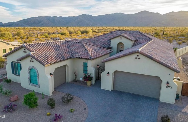 Private Desert Paradise 20 mins from Superbowl with pool and mountain views!