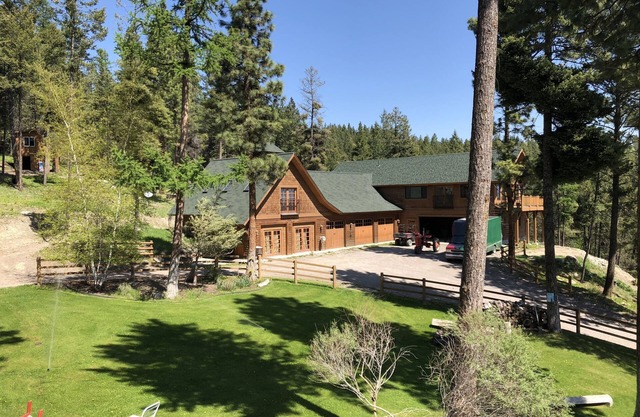 Propiedad privada de 5 estrellas, 10 acres, 4 habitaciones, 5 baños, capacidad para 10 cocineros, cocina