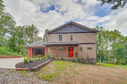 Private Hot Tub Serene Family Home in Sevierville