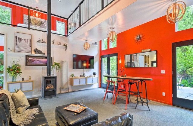 Private Indianola House w/ Patio + Fire Pit