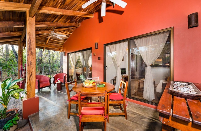 Casa Rustica 1 - Boutique Style Beach House a pocos pasos del surf
