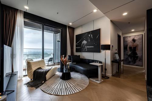 Private Lumiere Manor - Luxury Living in Thao Dien