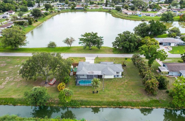 Relax & Luxury Pool, Lake View & Paradise Home