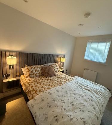 Private Room in Shared 3-Bedroom Apartment