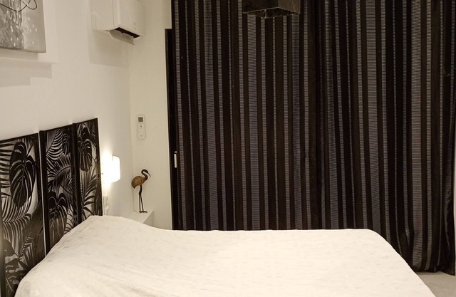 Private room with shower in Cabriès
