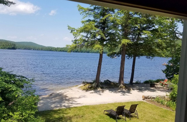 Playa de arena privada, lago limpio y tranquilo, a 35 minutos del centro de Portland