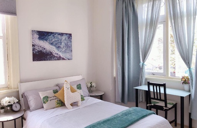 Private Studio-room In Kingsford with Kitchenette and Private Bathroom Near UNSW, Randwick 97S2