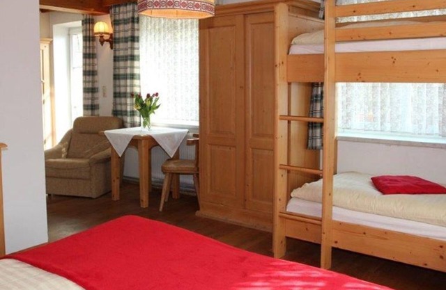 Habitación cuádruple 17 - Granja orgánica Kasleitner (3 flores)