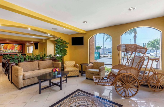 Quality Inn & Suites Westminster Seal Beach