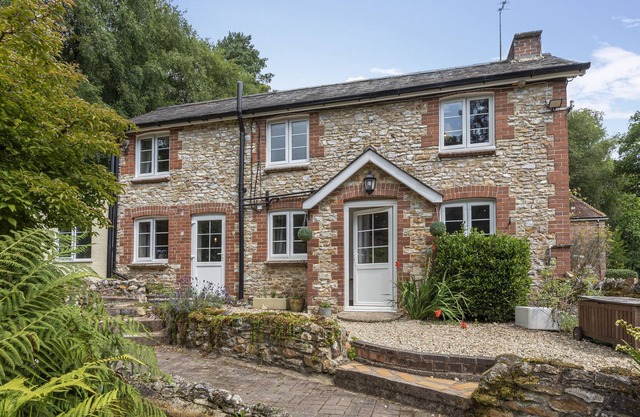 Quantock Farm - a charming cottage sleeping 7 guests