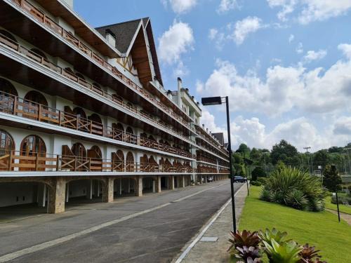 Quatre 410 · Q410 - Lareira , piscina e sossego na montanha