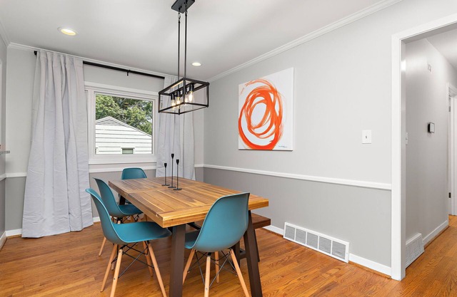 Quiet 5BR Gem- King Beds! Stroll to Shopping/Dining