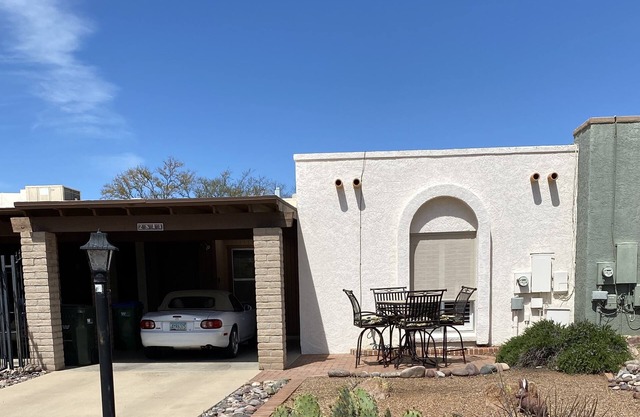 Disponible en diciembre de 2019, abril de 2020 -2bed / 2bath Desert Hills 2, se admiten mascotas (perros).