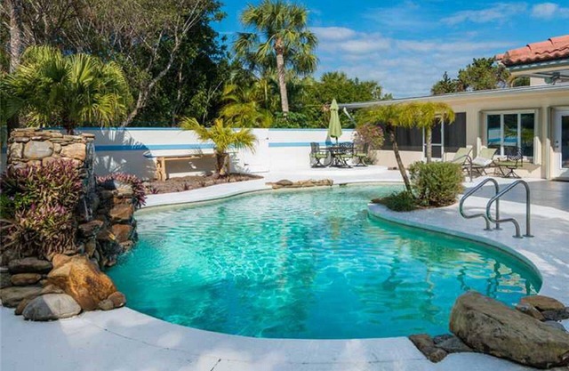 Casa junto a la playa tranquila y pacífica