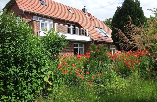 Apartamento tranquilo en el campo con gran jardín y terraza para románticos