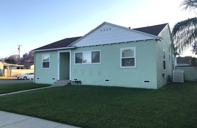 Long Beach Pool House