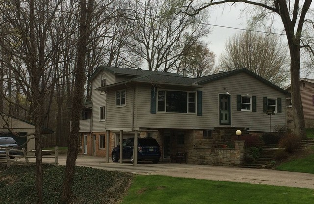 Tranquila, cómoda, casa de campo en Hinckley. 30 minutos a Cleveland y Akron