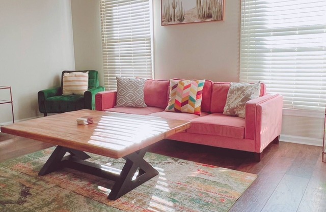 Spacious Home. 20 minutes from Uptown Charlotte, NC.