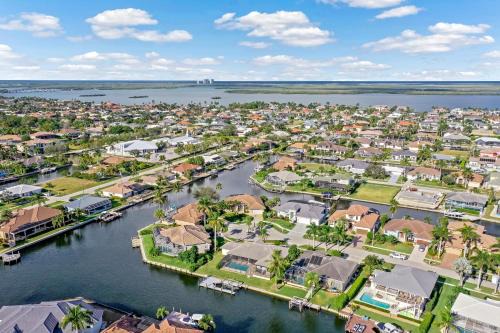 Quiet waterfront home with pool, dock and bicycles