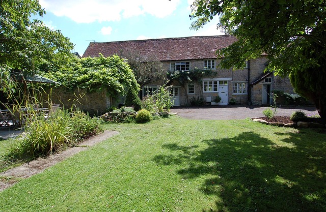 Quist Cottage, TAUNTON