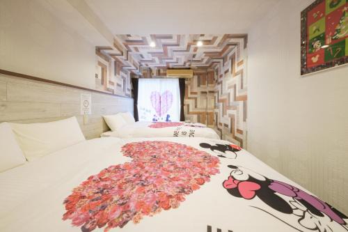 R Hotel ディズニー30分! 千葉駅1分の好立地 Wi-Fi無料 騒音あり