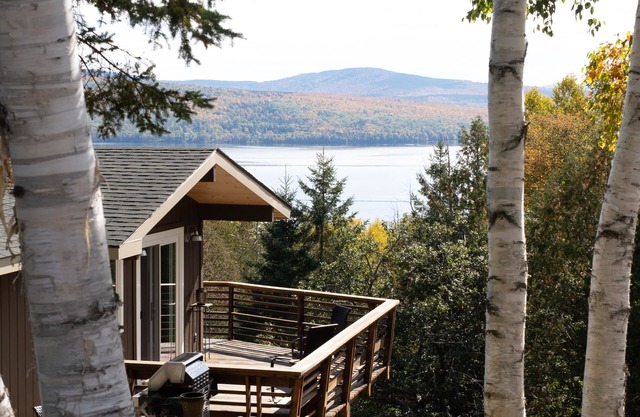 Rangeley Lake House with lake access, Saddleback 15min, outdoor paradise