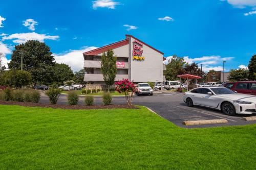 Red Roof Inn PLUS+ Nashville Airport