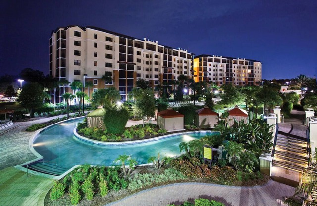 Relax in Orlando – Spacious Villa w/ Kitchen, Pools & Waterpark Near Parks
