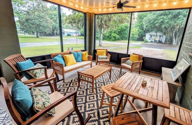Relax in Style: 3BR Home w/ Screened Patio, Walk to Downtown, Boat Parking Here!
