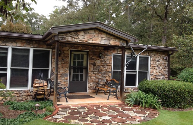 Encantadora casa aislada frente al lago en el lago Hartwell
