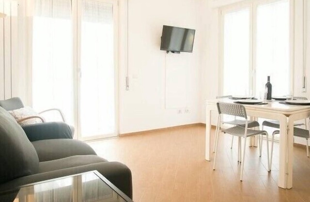 Nuevo apartamento, Wi-Fi, TV vía satélite, aire acondicionado cerca de Villa Borghese, Sapienza y Luiss