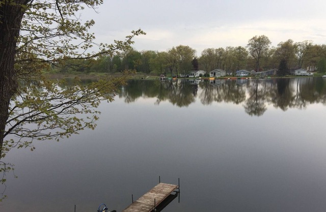 Casa Reynolds Lake con lote enorme y hermosas vistas