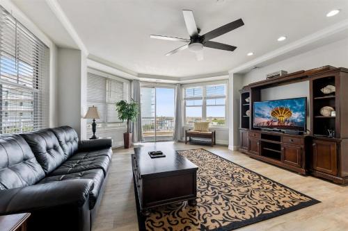 Residence 111 At The Grand
