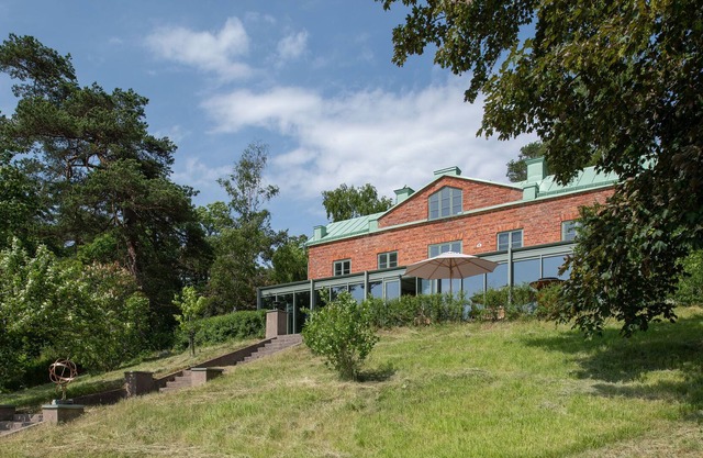 Residence Allsjönsro, lake plot in Vaxholm