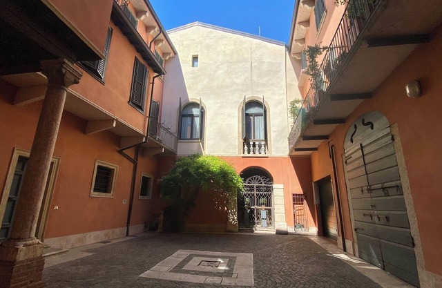 RESIDENZA MONTALTI