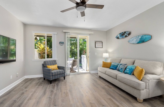 Resort Vacation Home! Walk to Disney and Beach!