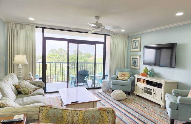 Precioso retiro de 514 Litchfield. Bellamente amueblado!