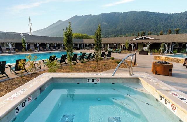 Retro Lodge with Fire Pits, Saloon & All-Year Heated Pool Near Jackson Hole