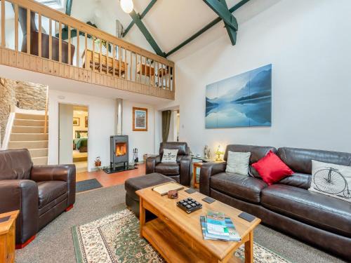 Rhydyfran Coach House