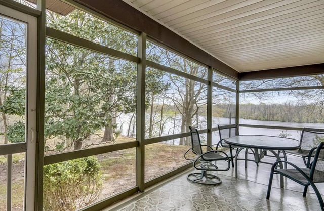 Ridgely Waterfront | Private Dock | Kayaks | Game Room | Pet Friendly
