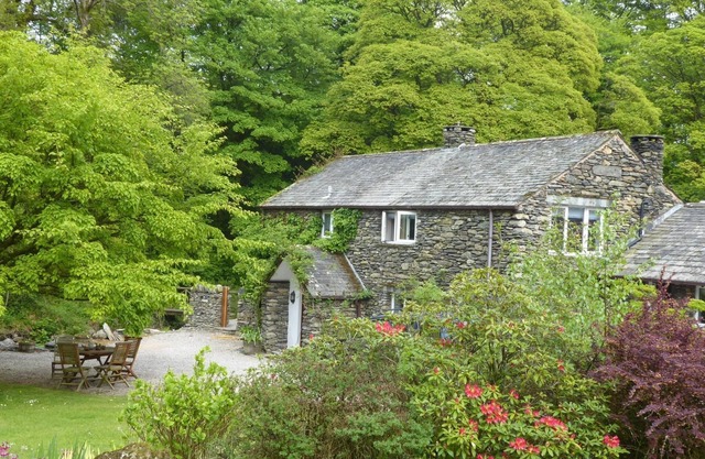 RIVERSIDE COTTAGE IMPRESIONANTE UBICACIÓN CON HOT TUB