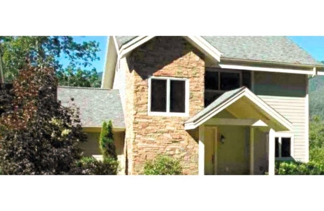 RiverRock at Mount Mitchell mountain views home