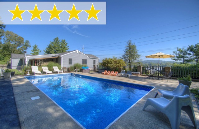 ☆ Riverview ☆ Cerca del centro ☆ Lrg Modern Home