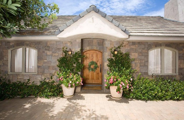 Casa romántica en Avocado Grove - Jacuzzi, Chimenea, Vistas!