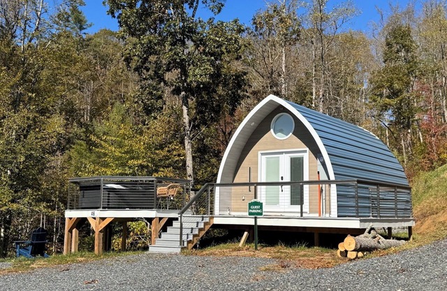 Romantic Getaway in the Blue Ridge Mountains with fabulous views