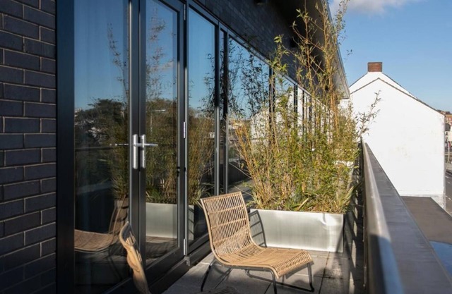 Rooftop city centre location, luxury styling and superior amenities