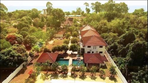 ROOM 1 at CET Resort with Pool, Padel, Tennis