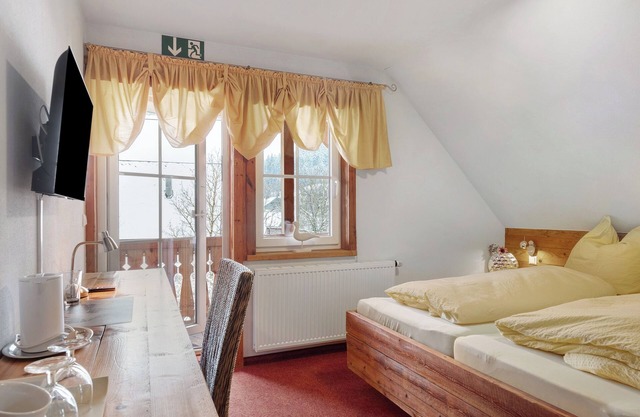 Habitación 'Doppelzimmer Mit Balkon 24' con jardín compartido, balcón y Wi-Fi