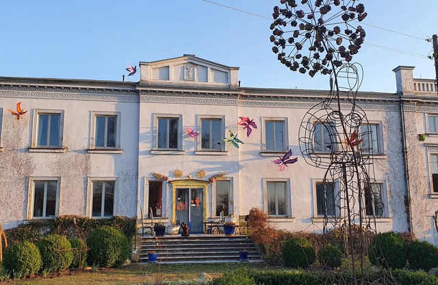 Enorme apartamento en una antigua casa señorial con mucho arte y diversión para niños.
