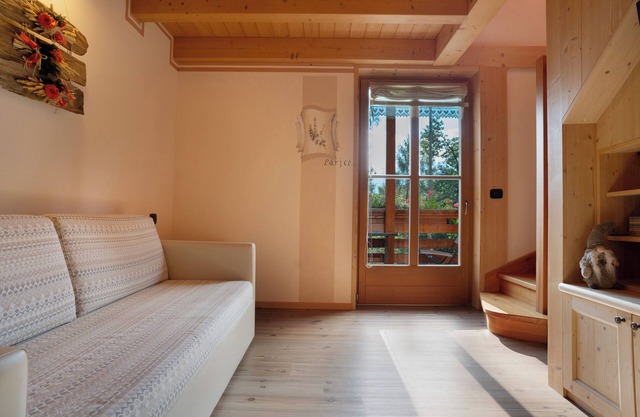 Habitación 'Larice' con vistas a la montaña, jardín compartido y balcón
